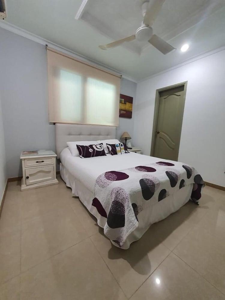 Hotel Costa Bonita Montería Екстериор снимка
