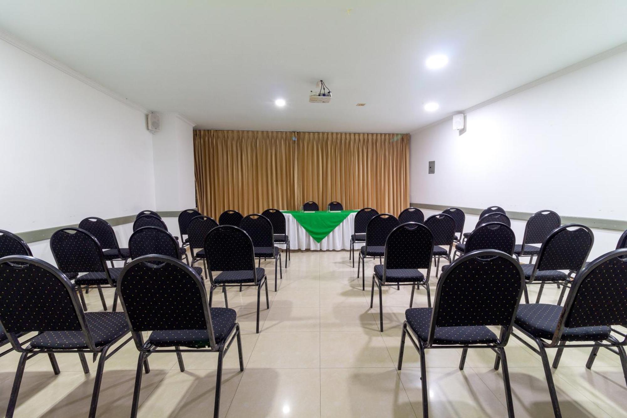 Hotel Costa Bonita Montería Екстериор снимка