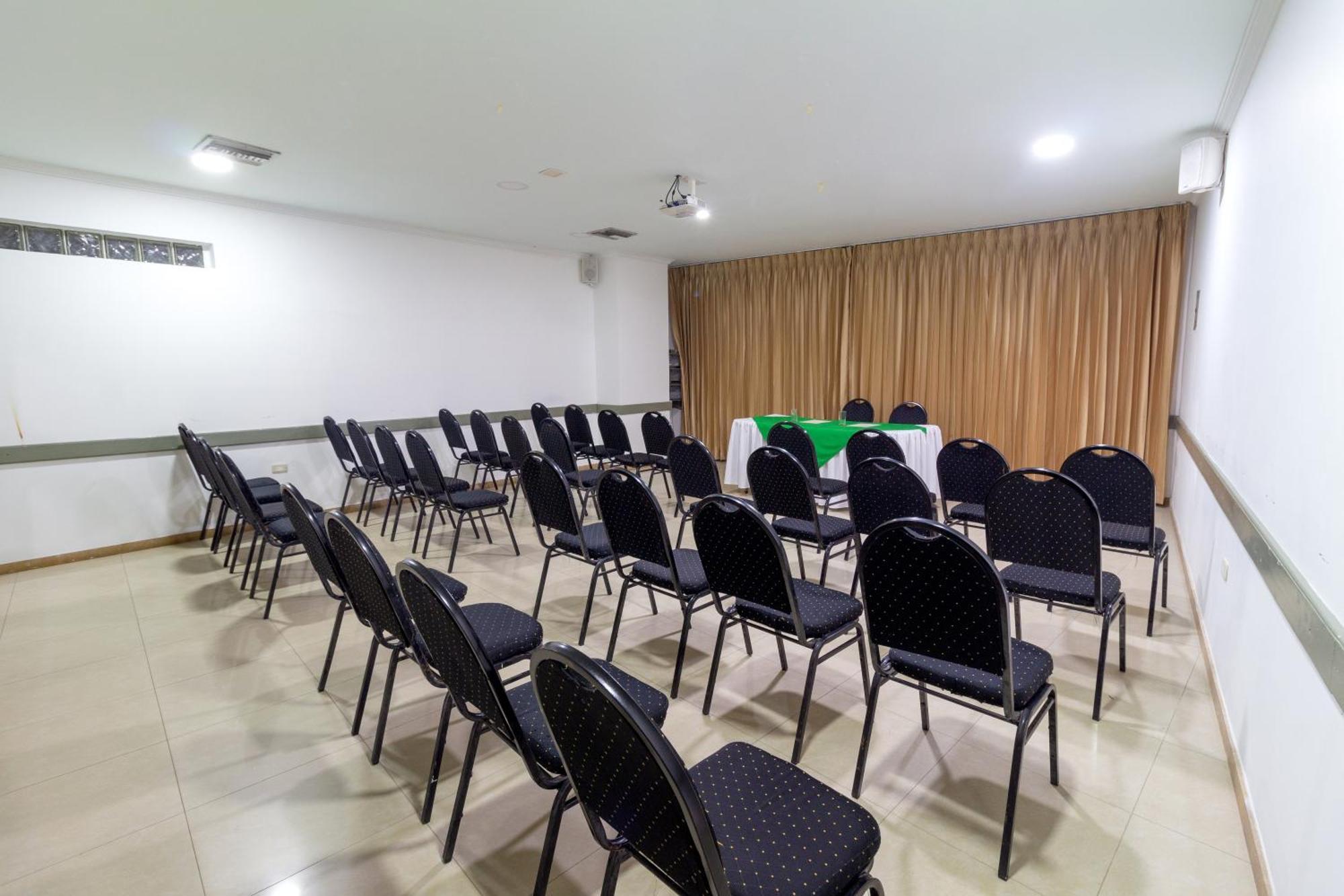 Hotel Costa Bonita Montería Екстериор снимка