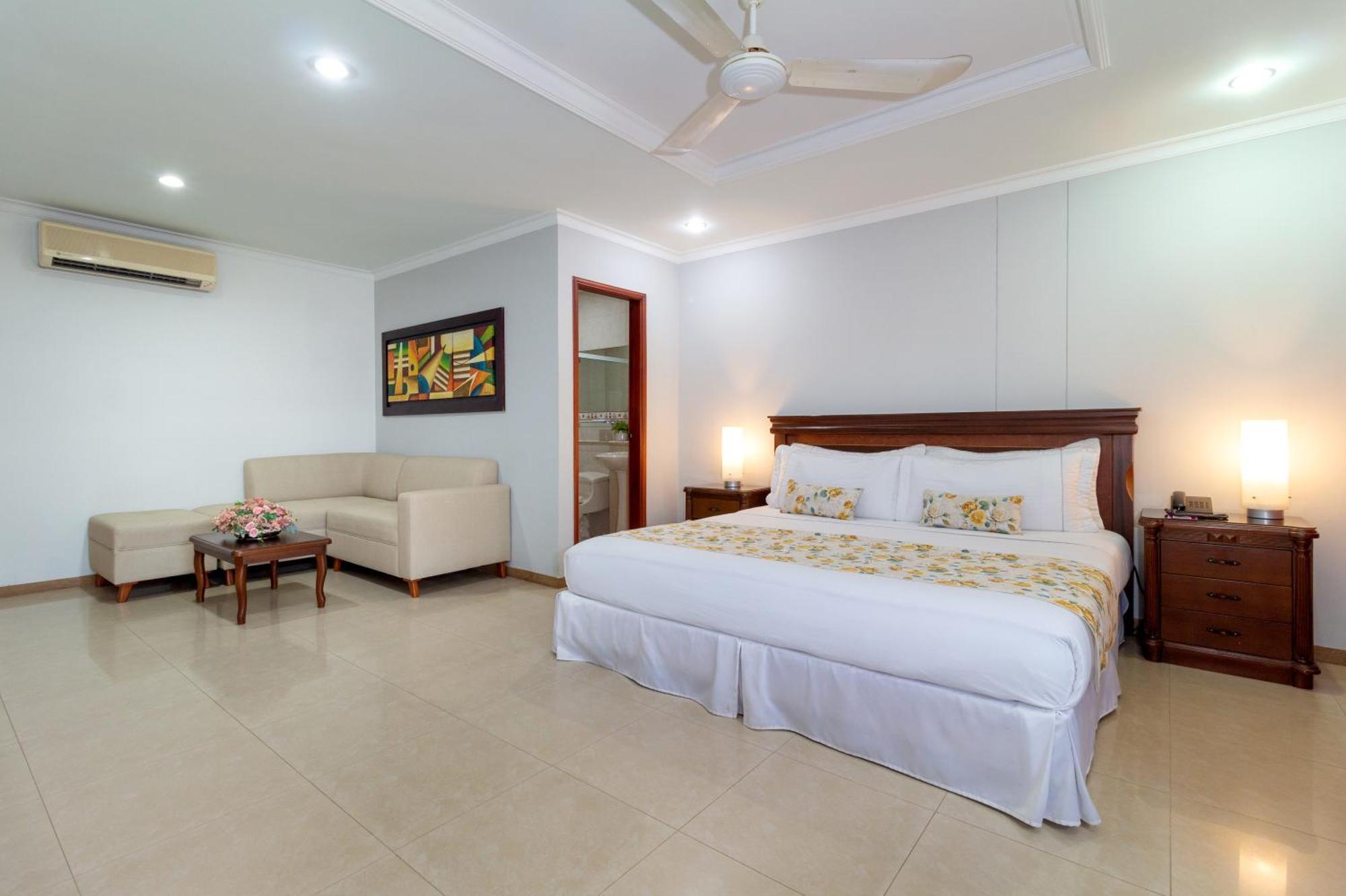 Hotel Costa Bonita Montería Екстериор снимка